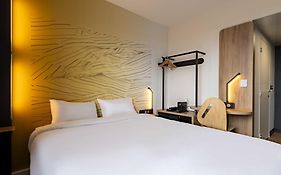 B&B Hotel Valenciennes Onnaing 3 Etoiles Parc D Activites De La Vallee De L Escaut